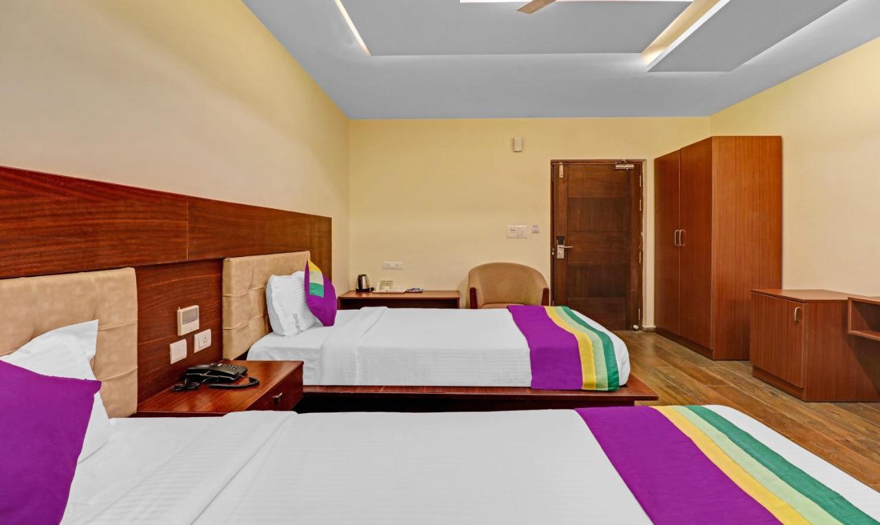 Treebo Premium Runway Suites, Marathahalli Bangalore Esterno foto